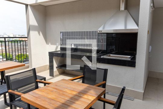 Área comum - Churrasqueira de apartamento para alugar com 1 quarto, 37m² em Bonfim, Osasco