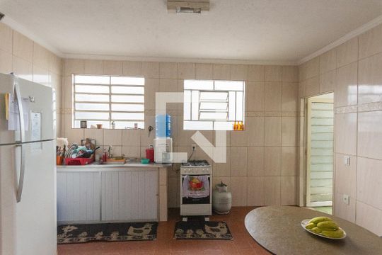 Cozinha de casa à venda com 2 quartos, 250m² em Jardim Garcia, Campinas