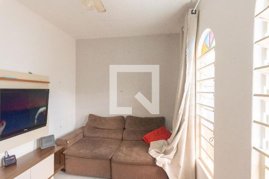 Casa à venda com 2 quartos, 250m² em Jardim Garcia, Campinas