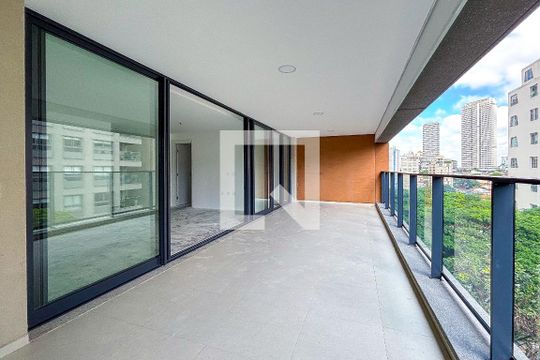 Varanda de apartamento para alugar com 4 quartos, 157m² em Perdizes, São Paulo