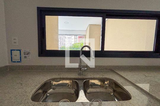 Cozinha de apartamento para alugar com 4 quartos, 157m² em Perdizes, São Paulo