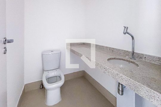Lavabo de apartamento para alugar com 4 quartos, 157m² em Perdizes, São Paulo