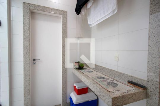 Área de Serviço de casa à venda com 2 quartos, 221m² em Santa Lúcia, Belo Horizonte