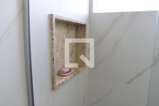 Banheiro de apartamento para alugar com 1 quarto, 37m² em Setor Central, Goiânia