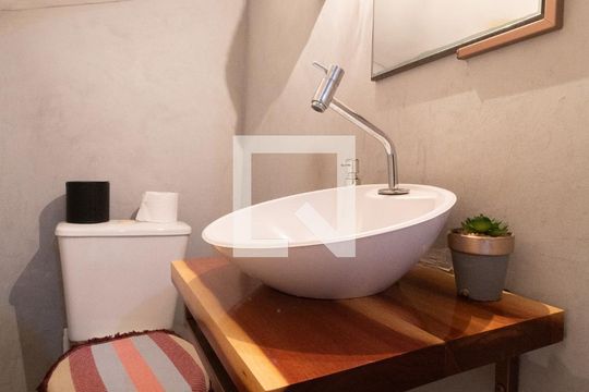 Lavabo de casa à venda com 2 quartos, 90m² em Jardim Fernandes, São Paulo