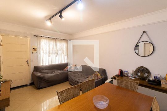 Casa à venda com 2 quartos, 90m² em Jardim Fernandes, São Paulo