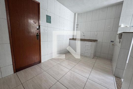 Cozinha de apartamento à venda com 3 quartos, 80m² em Jacarepaguá, Rio de Janeiro
