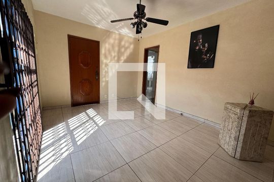 Sala de apartamento à venda com 3 quartos, 80m² em Jacarepaguá, Rio de Janeiro