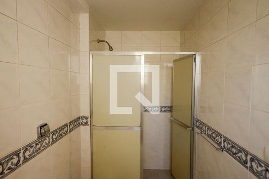 Banheiro da Suíte 1 de casa à venda com 8 quartos, 1884m² em Tijuca, Rio de Janeiro