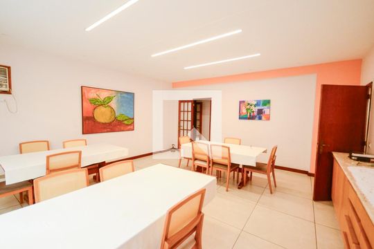 Sala 2 de casa à venda com 8 quartos, 1884m² em Tijuca, Rio de Janeiro