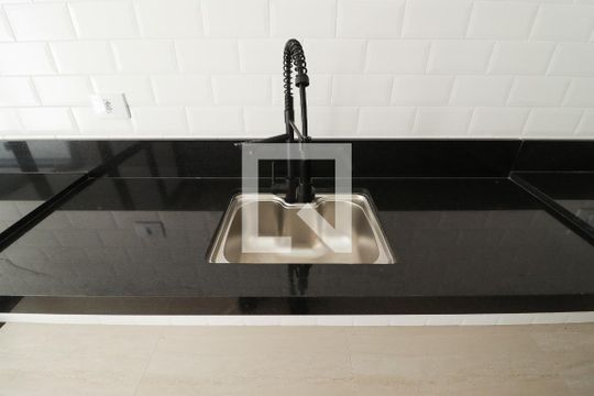 Sala/Cozinha de casa à venda com 3 quartos, 220m² em Parque Sao Domingos, São Paulo