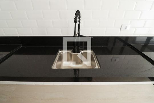 Sala/Cozinha de casa à venda com 3 quartos, 210m² em Parque Sao Domingos, São Paulo