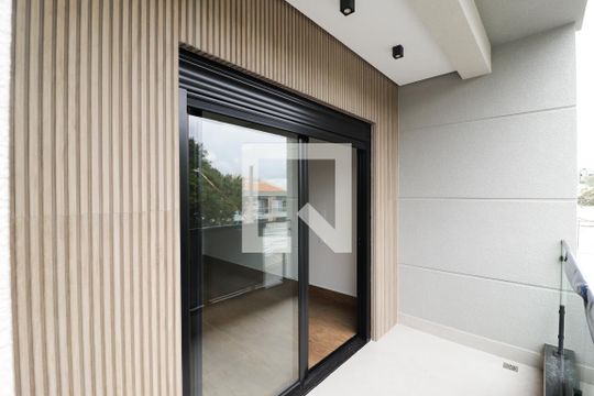 Varanda da Suíte 3 de casa à venda com 3 quartos, 210m² em Parque Sao Domingos, São Paulo