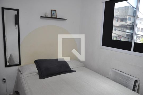 Quarto 1 de apartamento à venda com 2 quartos, 50m² em Del Castilho, Rio de Janeiro