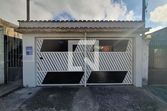 Fachada de casa à venda com 2 quartos, 175m² em Jardim Independencia, São Bernardo do Campo