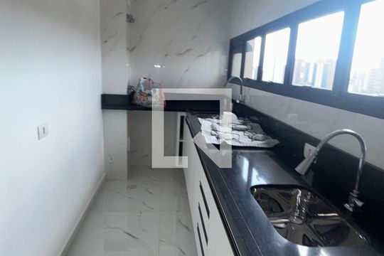 Cozinha de apartamento para alugar com 2 quartos, 62m² em Vila Alpina, Santo André