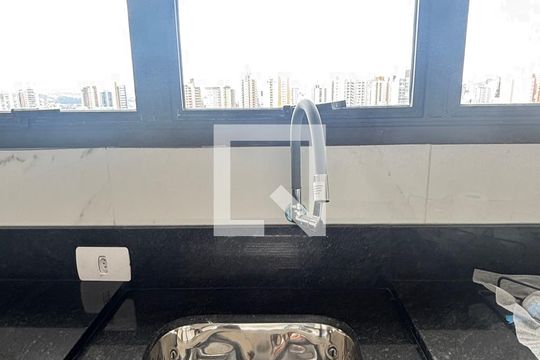Área de Serviço de apartamento para alugar com 2 quartos, 62m² em Vila Alpina, Santo André
