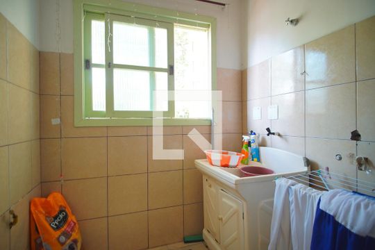 Área de Serviço de casa à venda com 9 quartos, 520m² em Sarandi, Porto Alegre