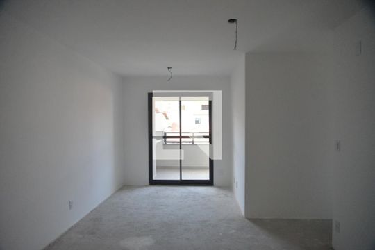 Sala de apartamento à venda com 2 quartos, 62m² em Parque das Nações, Santo André