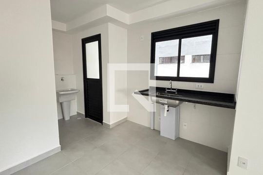 Cozinha de apartamento à venda com 2 quartos, 63m² em Parque das Nações, Santo André