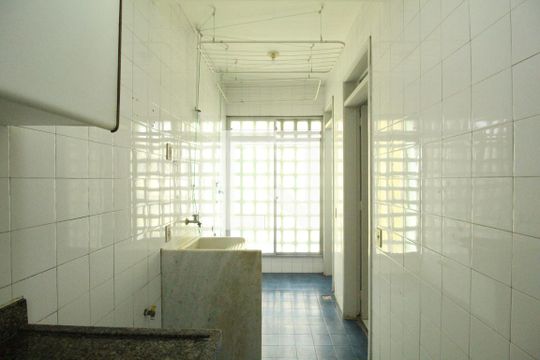 Área de serviço de apartamento para alugar com 2 quartos, 75m² em Taquara, Rio de Janeiro