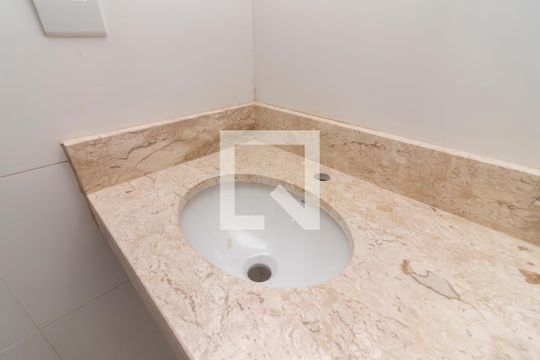Banheiro - Quarto 1 de apartamento à venda com 2 quartos, 88m² em Vila Ester (zona Norte), São Paulo