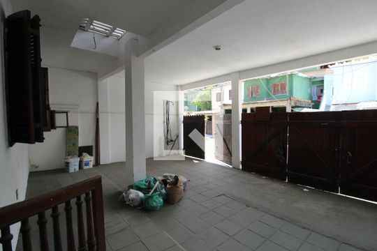 Garagem de casa de condomínio à venda com 3 quartos, 249m² em Anil, Rio de Janeiro