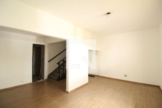 Sala  de casa de condomínio à venda com 3 quartos, 249m² em Anil, Rio de Janeiro