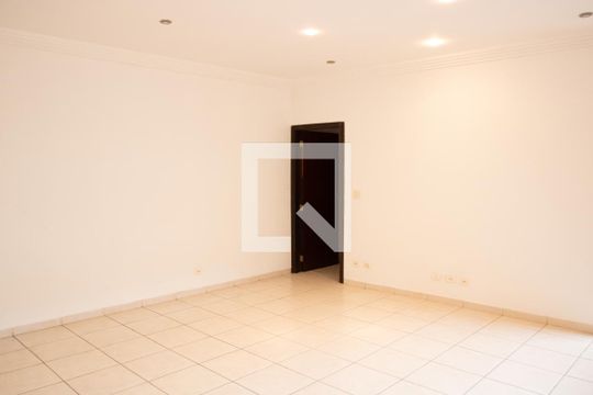 Sala de casa à venda com 4 quartos, 199m² em Vila Ester (zona Norte), São Paulo