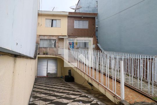 Fachada de casa à venda com 2 quartos, 183m² em Olímpico, São Caetano do Sul