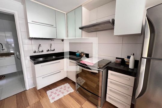Cozinha de casa de condomínio à venda com 5 quartos, 173m² em Anil, Rio de Janeiro