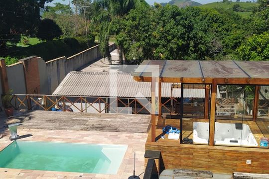 Casa para alugar com 3 quartos, 2350m² em Vila Nova Conceição, São José dos Campos