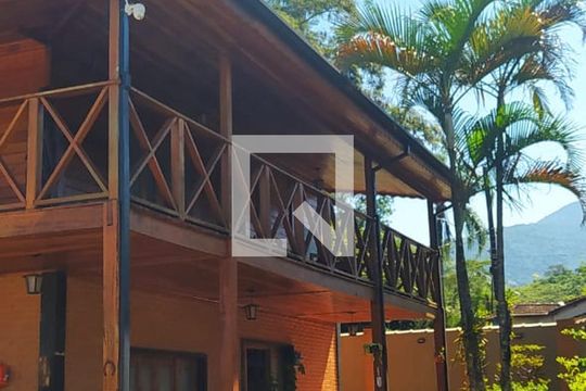 Casa para alugar com 3 quartos, 2350m² em Vila Nova Conceição, São José dos Campos