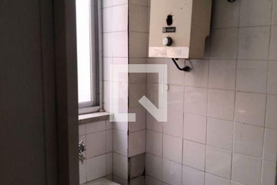 Apartamento à venda com 1 quarto, 55m² em Auxiliadora, Porto Alegre
