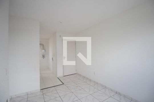 Sala de apartamento para alugar com 2 quartos, 40m² em Trindade, São Gonçalo