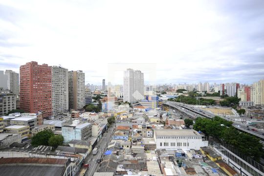 Vista da Studio de apartamento para alugar com 1 quarto, 23m² em Sé, São Paulo