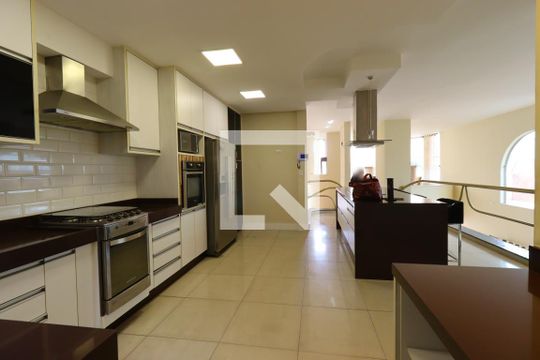 Cozinha de casa à venda com 4 quartos, 500m² em Vila Assunção, Santo André