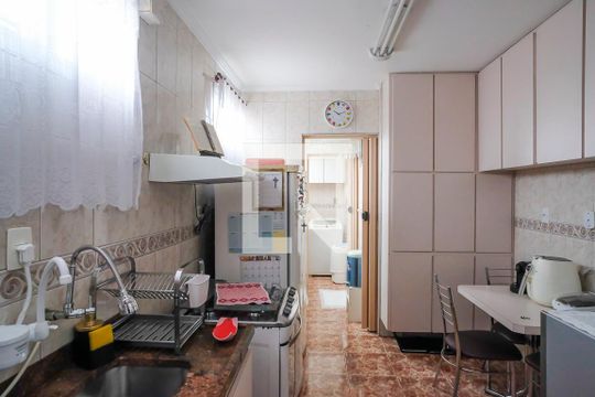 Cozinha de apartamento à venda com 2 quartos, 98m² em Centro, São Caetano do Sul