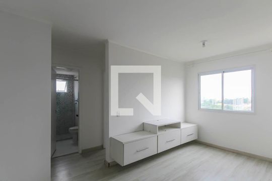 Sala de apartamento para alugar com 2 quartos, 47m² em Quinta da Paineira, São Paulo