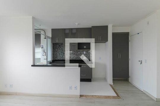 Sala de apartamento para alugar com 2 quartos, 47m² em Quinta da Paineira, São Paulo