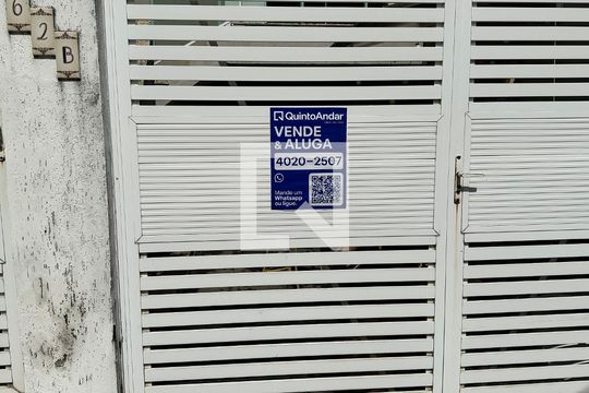Plaquinha de casa à venda com 4 quartos, 320m² em Vargem Grande, Rio de Janeiro