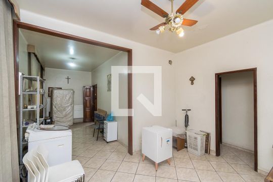 Casa à venda com 5 quartos, 300m² em Brás de Pina, Rio de Janeiro