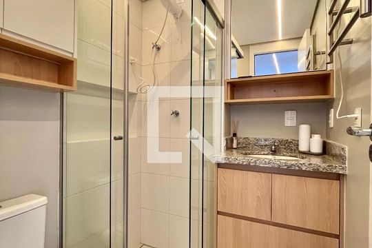 Banheiro de apartamento à venda com 1 quarto, 25m² em Saúde, São Paulo