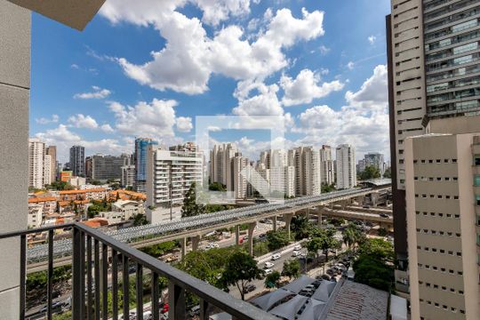 Varanda de apartamento para alugar com 1 quarto, 27m² em Campo Belo, São Paulo