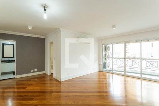 Apartamento à venda com 3 quartos, 110m² em Indianópolis, São Paulo