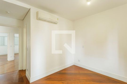Quarto Suíte de apartamento à venda com 3 quartos, 110m² em Indianópolis, São Paulo