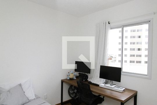 Quarto 1 de apartamento para alugar com 2 quartos, 47m² em Palmeiras, Belo Horizonte