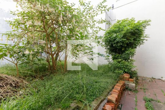 Área comum Quintal de casa para alugar com 7 quartos, 500m² em Chácara das Pedras, Porto Alegre