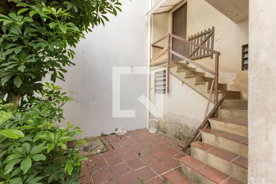 Área comum Quintal de casa para alugar com 7 quartos, 500m² em Chácara das Pedras, Porto Alegre