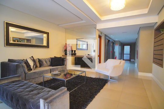 Hall de entrada de apartamento à venda com 2 quartos, 215m² em Centro, Novo Hamburgo